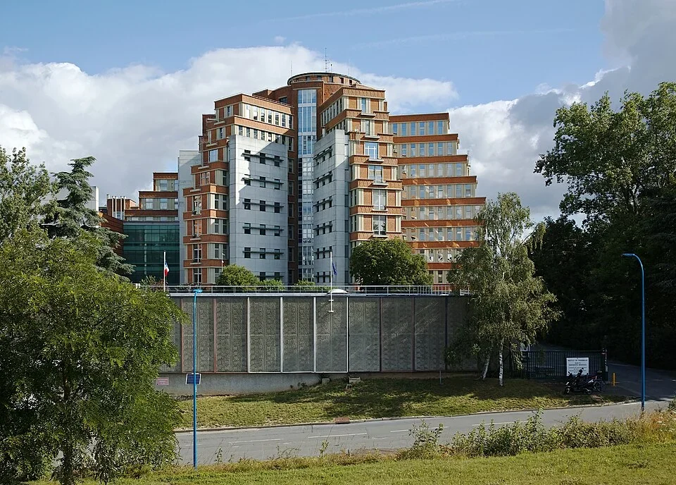 Hôpital Claude-Huriez du CHU de Lille, desservi en taxi conventionné